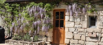 Spacious farmhouse with private heated pool close to Collonges la Rouge