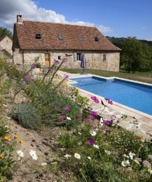 Piscine extérieure, piscine chauffée