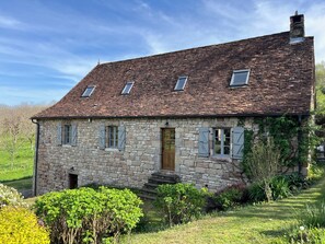 Exterior - Spacious farmhouse with private heated pool close to Collonges la Rouge (Meyssac)