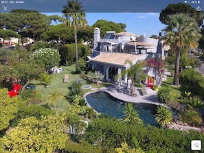 Piscine extérieure