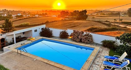 Windmühle mit Pool in Cercal do Alentejo