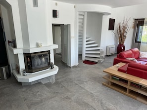 TV, fireplace, books - Sunny Villa - Luxury private property with outstanding heated pool! (Kosharitsa)