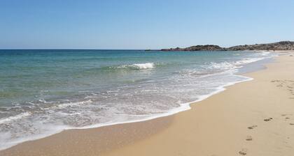 Recently renovated cottage with breathtaking sea views