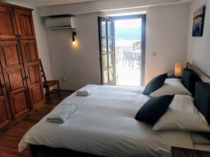 4 camere, ferro/asse da stiro, Wi-Fi gratuito, lenzuola