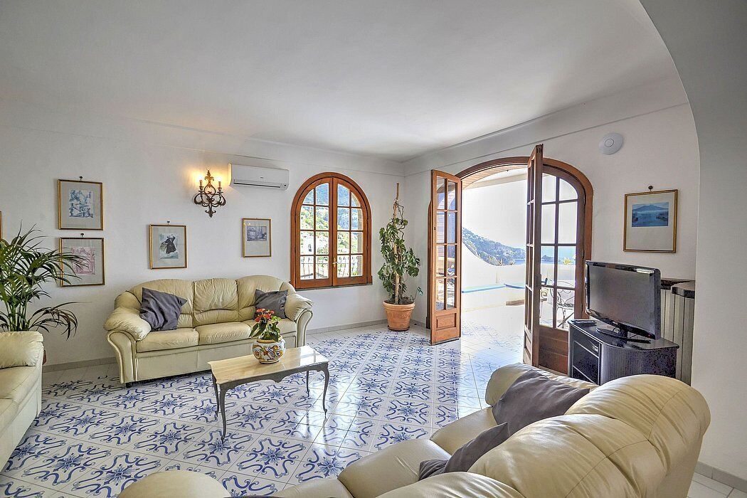 Villa Elvira: A splendid and luminous three-story villa built sheer above the sea, with Free WI-FI.