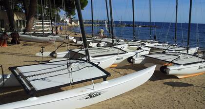 A 5 mn de la mer, villa 3*Var Les Issambres, piscine chauffée 5 chambres 10 Pers