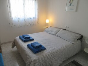 2 bedrooms, iron/ironing board, travel crib, free WiFi