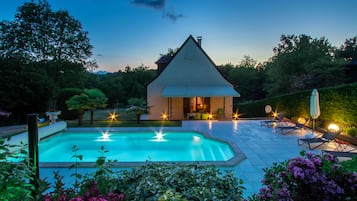 Piscine extérieure, piscine chauffée