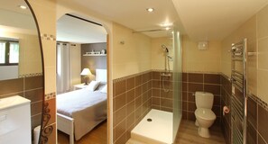 Bathtub, hair dryer - House / Villa - Sarlat (Sarlat-La-Canéda)
