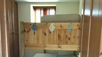 2 bedrooms, iron/ironing board, travel crib, free WiFi