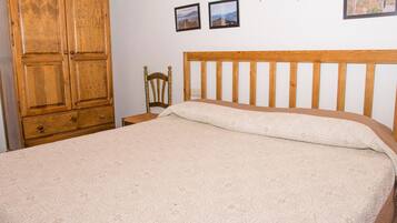 1 dormitori, wifi i roba de llit