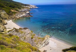 Beach nearby, sun-loungers, beach towels -  Pool Villa Perivoliou walking distance to 4 beaches, near Mamma Mia Church (Northern Sporades)