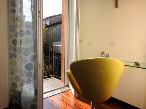 Completely renovated apartment in the center