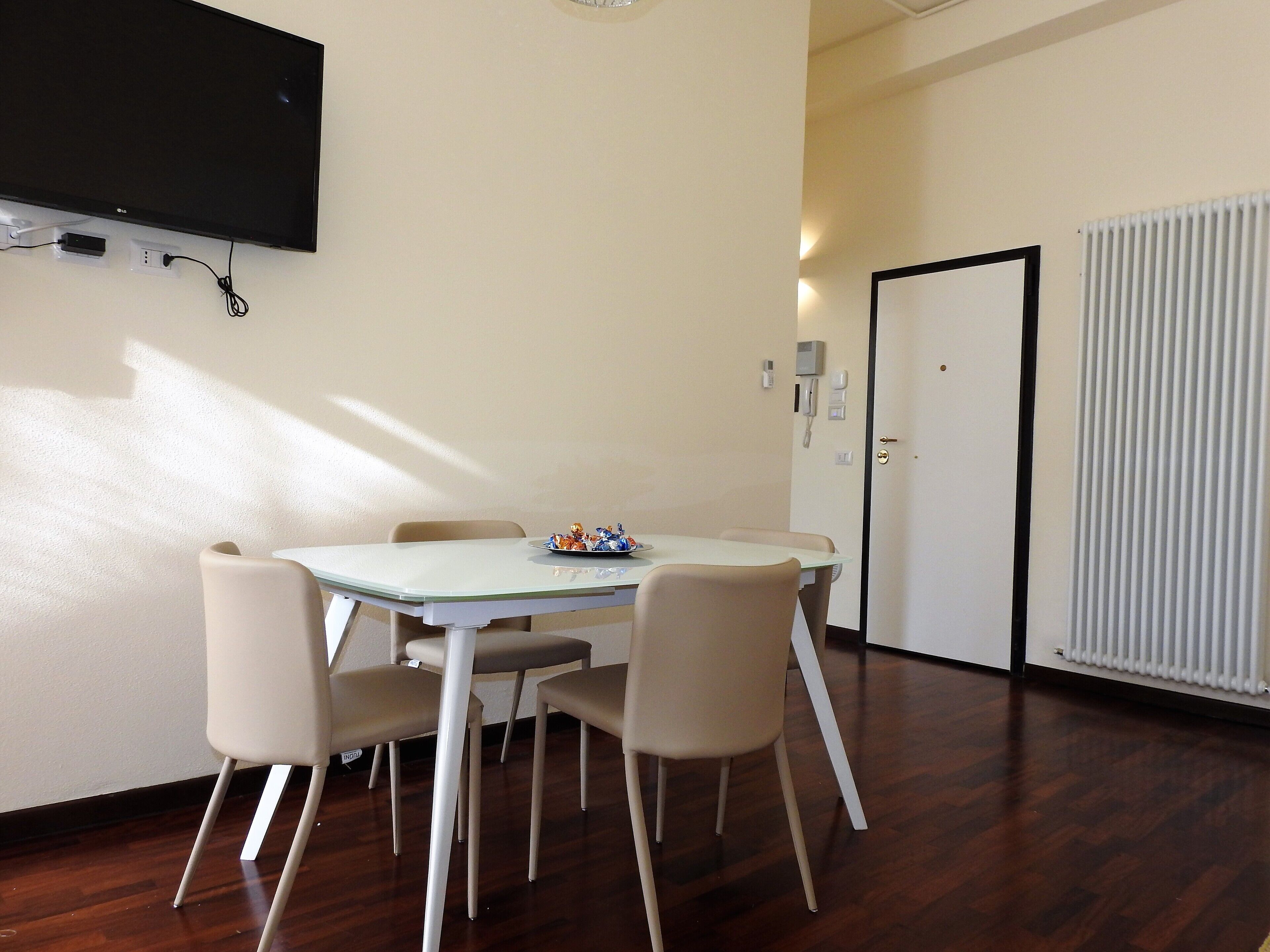 Completely renovated apartment in the center