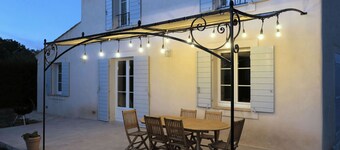 La Tour d'Aigues : rental with private pool for vacation in Luberon.