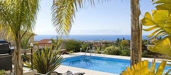 3 Bed High Spec Villa in Tala /Amazing Sea Views/Heated Pool & Car Included