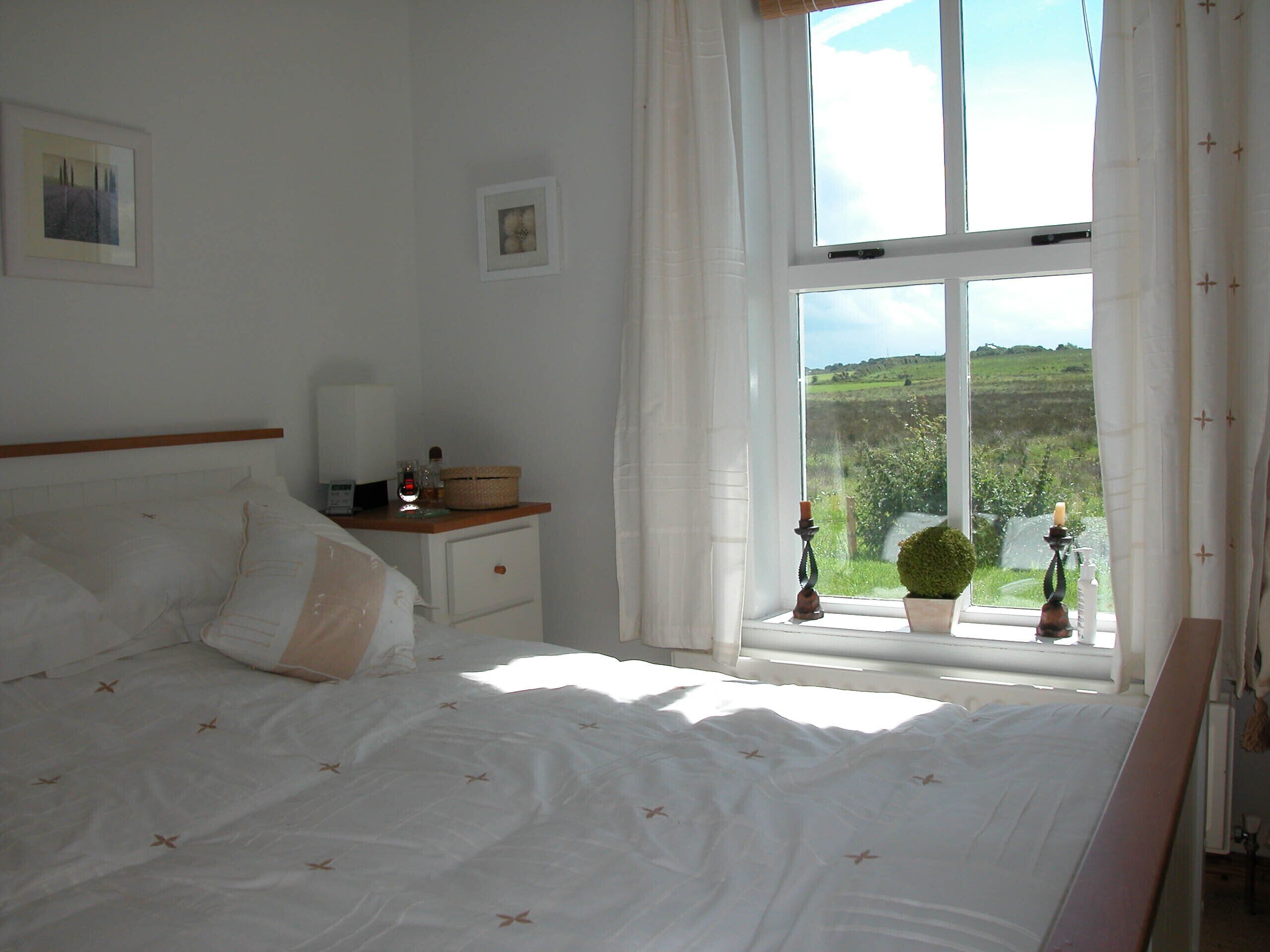 Causeway Cottages, Portballintrae. In the heart of the Giant's Causeway Coast.