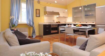 Residenza Corsocangrande25 - Cansignorio apartment, 90 sqm.