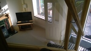 Interior - Bay View Terrace, Llandudno - quiet & spacious cottage, stunning views & WIFI (Llandudno)