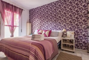 1 bedroom, desk, iron/ironing board, free WiFi