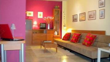 Televisión, libros y estéreo