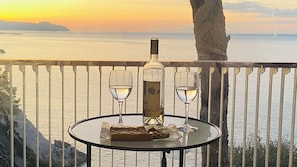 Property grounds - Villa Zoagli private access to the sea: Your Paradise on the Shore (Zoagli)