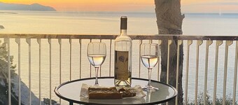 Villa Zoagli private access to the sea: Your Paradise on the Shore