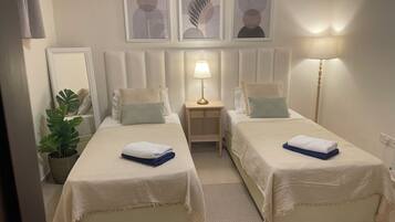 5 chambres, fer et planche Ă repasser, Wi-Fi gratuit, draps fournis