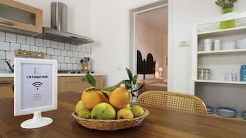 Fridge, oven, cookware/dishes/utensils