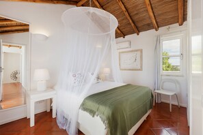 4 Schlafzimmer, Zimmersafe, Bügeleisen/Bügelbrett, kostenloses WLAN