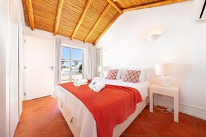 4 camere, una cassaforte in camera, ferro/asse da stiro