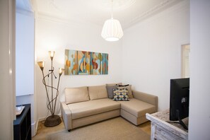 Fernseher, Stereoanlage