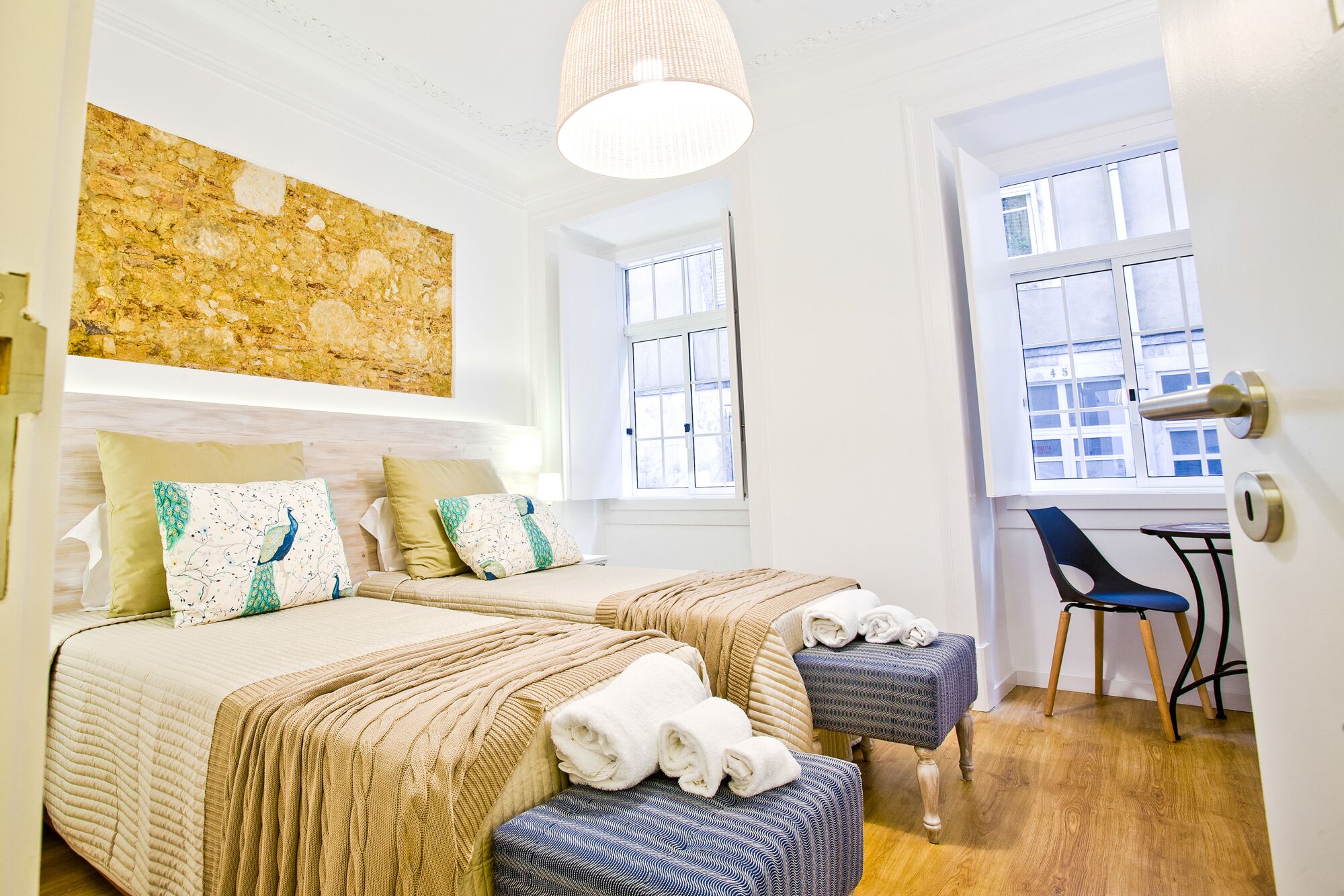 Between the Carmo and the Trinity