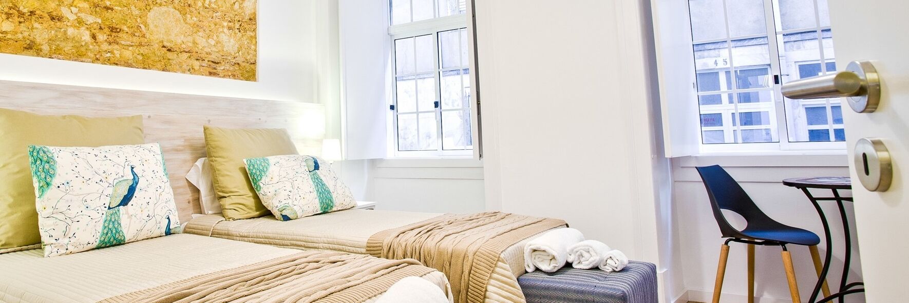 Between the Carmo and the Trinity