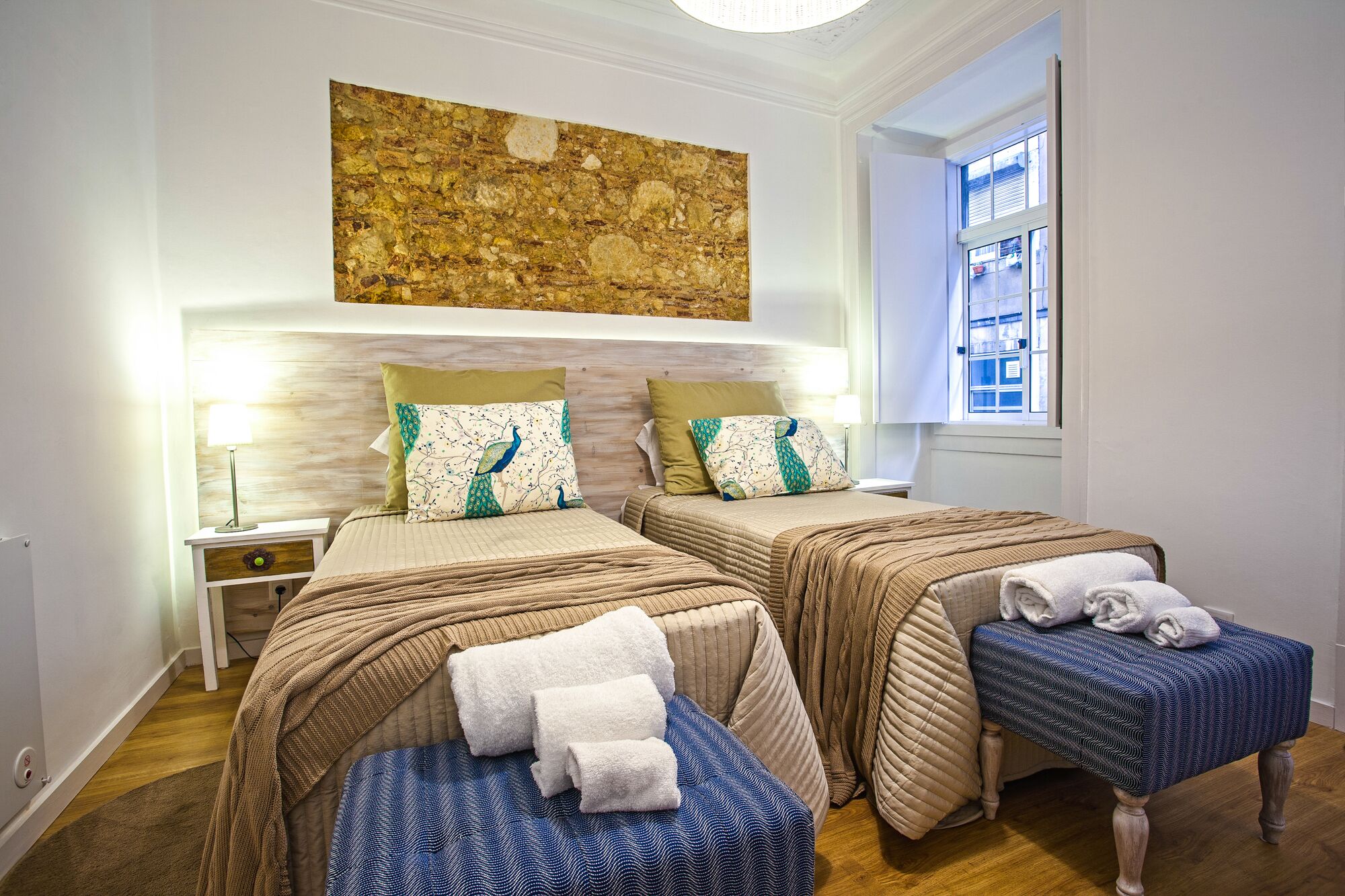 Between the Carmo and the Trinity