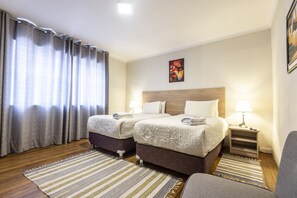 4 bedrooms, free WiFi, bed sheets