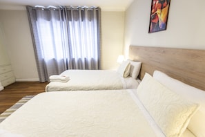 4 bedrooms, free WiFi, bed sheets