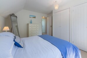 3 bedrooms, iron/ironing board, free WiFi, bed sheets - The Haven, Wells-next-the-Sea, Norfolk (Wells-next-the-Sea)