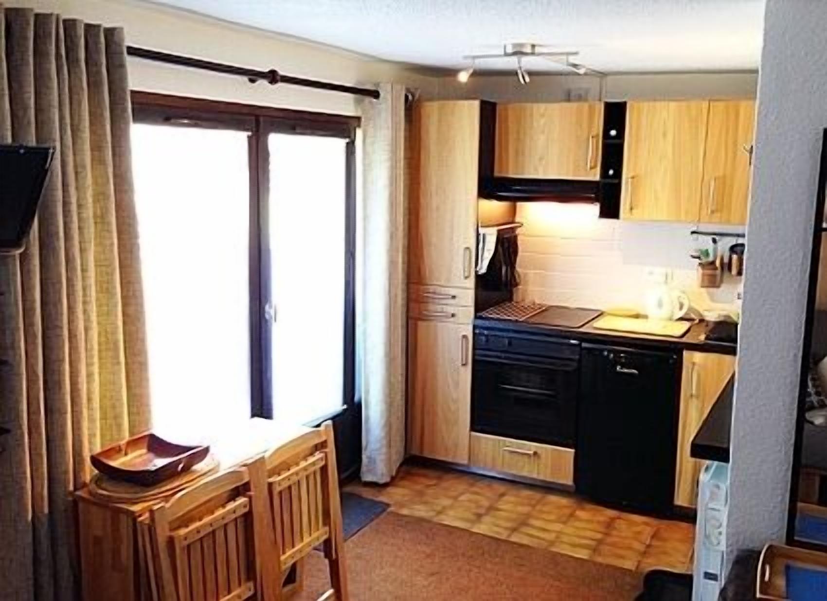 Self catering ski-in/ski-out Studio Marg - right on Chavannes piste in Les Gets