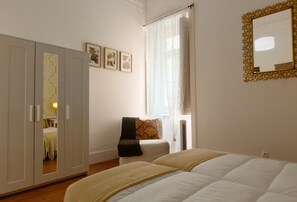 Bedroom 2 - Liberdade I - elegant, spacious, centrally located (Lisbon)