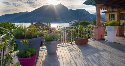SUNSET DE BELLAGIO, appt avec terrasse et vue sur le lac dans le centre Bellagio