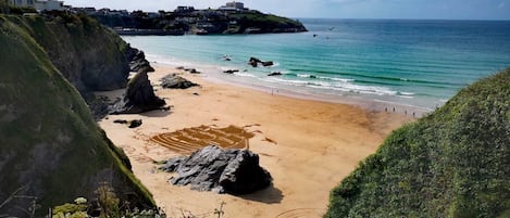 Beach nearby, beach towels