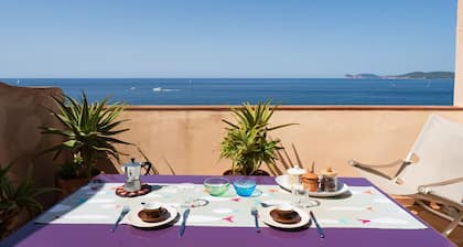 Appartement avec vue sur la mer terrasse