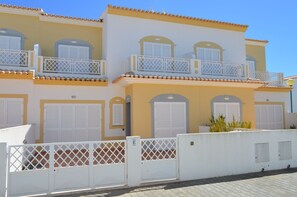 Exterior - SPECTACULAR PRIVATE CONDO HOUSE 350 METERS FROM THE BEACH (Vila Nova de Cacela)