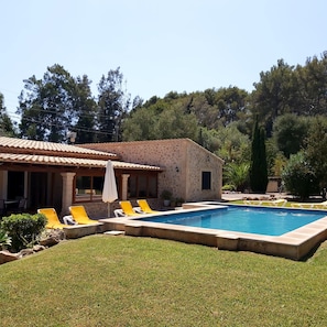 Piscine extérieure
