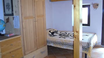 1 bedroom, iron/ironing board, bed sheets