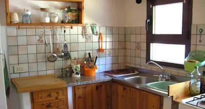 Casa típica situada en el campo, sin embargo, sólo 5 km de la playa de arena majore