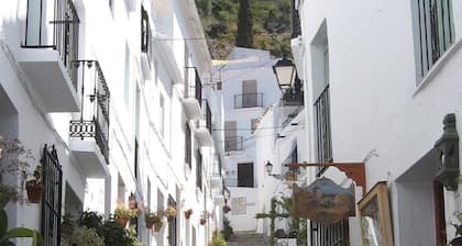 "La Bolina on ainutlaatuinen romanttinen loma kokemus, uima-allas, valtava näkymät