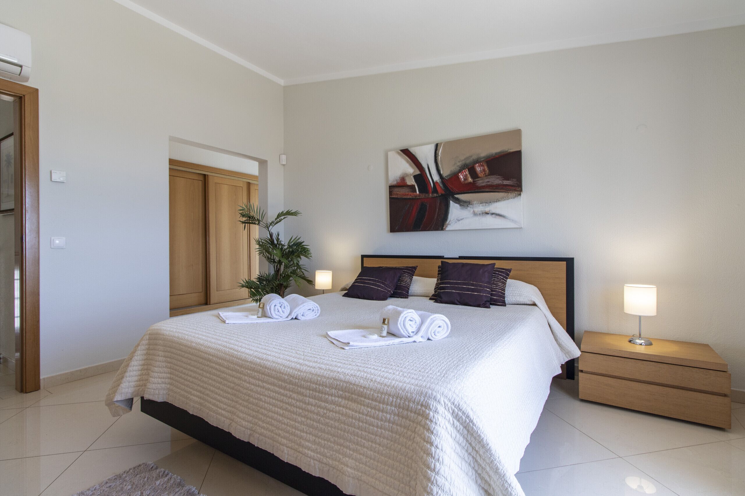 4 bedrooms, in-room safe, iron/ironing board, free WiFi