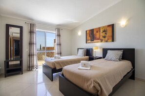 4 bedrooms, in-room safe, iron/ironing board, free WiFi